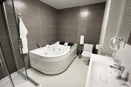 Отель Park Hotel Aluston в Алушта - Россия