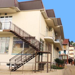 отель Афалина Плюс (На Аэродромной)