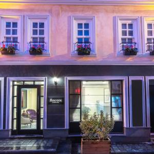 отель Meroddi La Porta Hotel