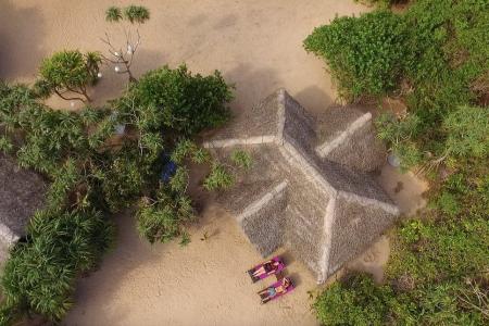 Отель Jungle Beach Camp Ahungalla в Ахунгала - Шри-Ланка