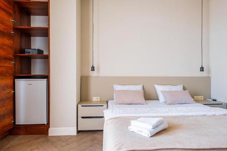 Отель Seven в Ялта - Россия