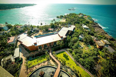 Отель Araliya Beach Resort & Spa в Унаватуна - Шри-Ланка