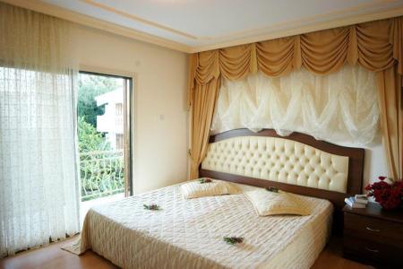 Отель Riverside Garden Resort в Кириния - Кипр