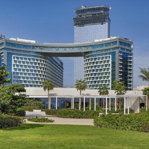 отель NH Collection Dubai The Palm