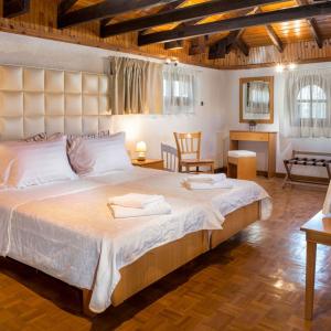 отель Georgalas Sun Beach Villa