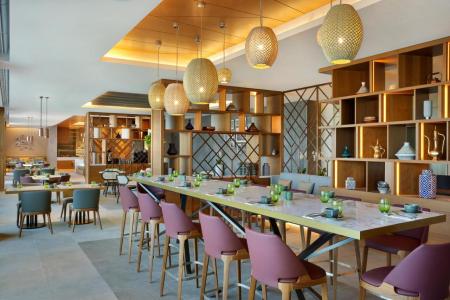 Отель Doubletree By Hilton Sharjah Waterfront Hotel & Residences в Шарджа - ОАЭ