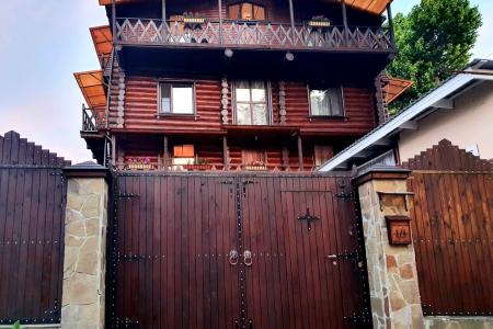 Отель ШарЛООтка в Лоо - Россия