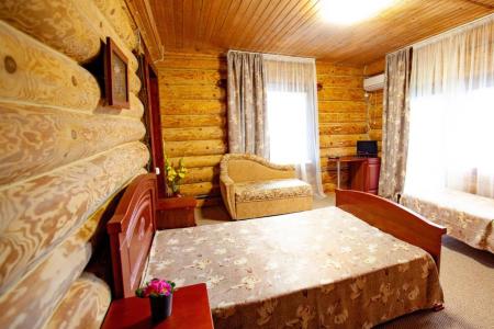 Отель ШарЛООтка в Лоо - Россия