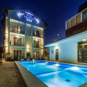 отель Blue Marlin