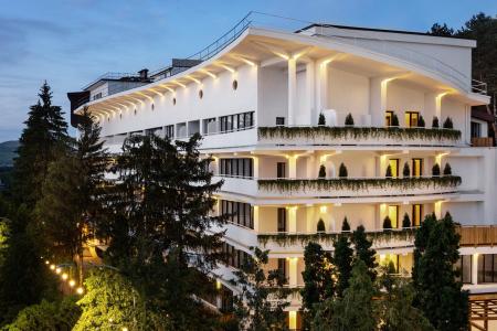 Отель Mayrveda Kislovodsk в Кисловодск - Россия