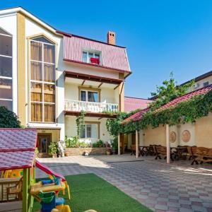 отель Акрополь