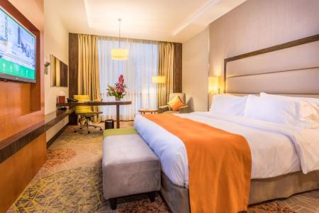 Отель Holiday Inn Jeddah Gateway в Джидда - Саудовская Аравия