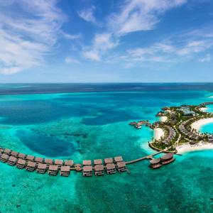 отель Hilton Maldives Amingiri Resort & Spa