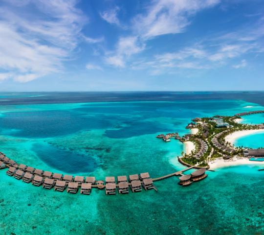 отель Hilton Maldives Amingiri Resort & Spa