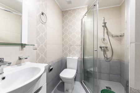 Замок у моря (Головинка)