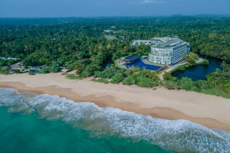 Отель Sheraton Kosgoda Turtle Beach Resort в Косгода - Шри-Ланка