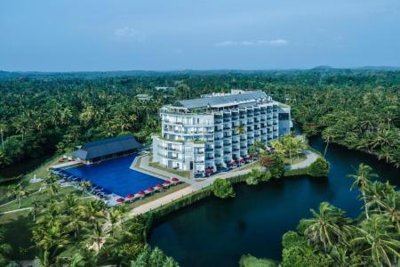 Отель Sheraton Kosgoda Turtle Beach Resort в Косгода - Шри-Ланка