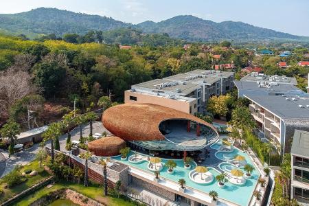 Отель Wyndham Grand Nai Harn Beach Phuket в пляж Най Харн - Таиланд