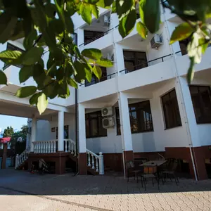 отель Golden Tennis Club