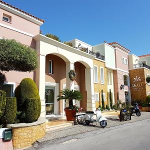 отель Zeus Village