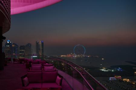 Отель W Dubai - Mina Seyahi в Джумейра - ОАЭ