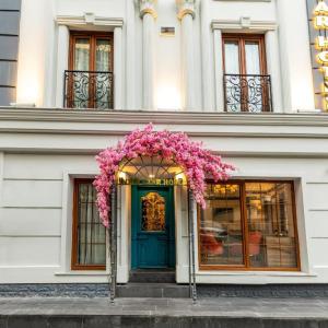 отель Interstar Hotel