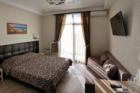 Отель Березка Юг в Севастополь - Россия