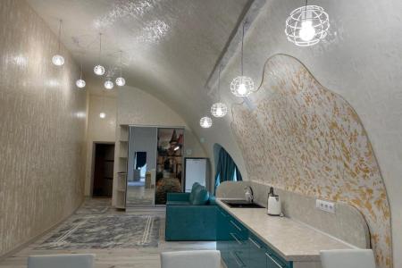 Отель Лев Гостевой Дом (Заозерное) в Евпатория - Россия