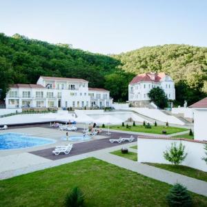 отель Круглое Озеро Усадьба