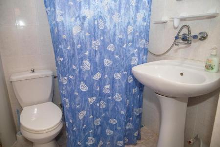 Отель Гостевой дом Дельфин в Голубицкая - Россия