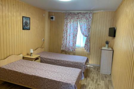 Отель Гостевой дом Дельфин в Голубицкая - Россия