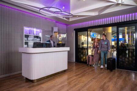 Отель Yotel Istanbul Airport (Landside) в Арнавуткёй - Турция