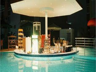 Elite Apartments Complex