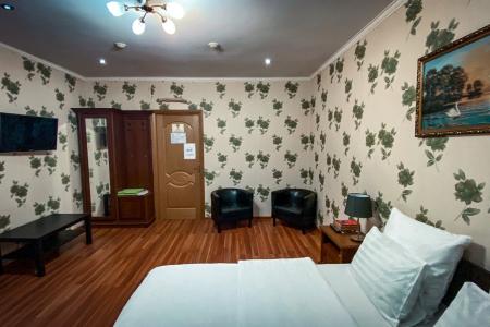 Июль Гостиница