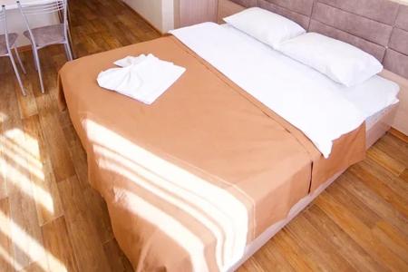 Отель Апартель на Партизана Железняка в Красноярск - Россия