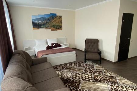 Отель Гостиный Двор На Прудах в Барнаул - Россия