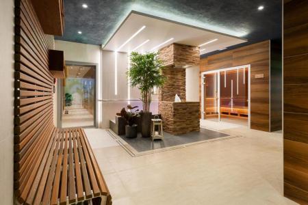 Отель Hampton By Hilton Krasnodar в Краснодар - Россия