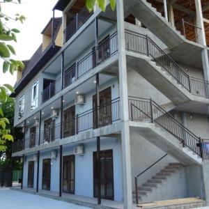 отель Гостевой Дом Артур (Алахадзы)