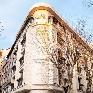 отель Aprilis Plus Hotel