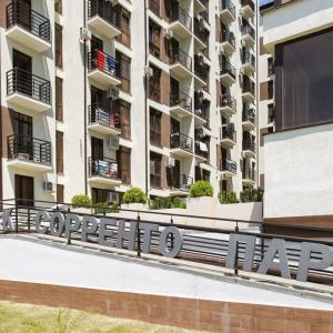 отель Oplot Sorrento Park