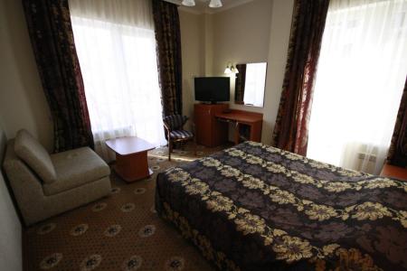 Отель Фрегат (ул. Луначарского) в Геленджик - Россия