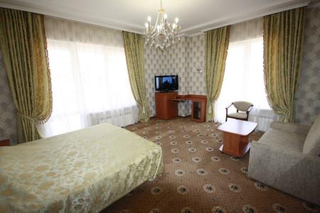 Отель Фрегат (ул. Луначарского) в Геленджик - Россия