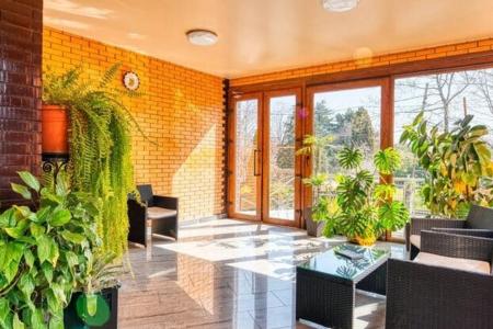 Отель Верона Гостевой дом (ул. Интернациональная) в Адлер - Россия