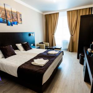 отель Diamond City