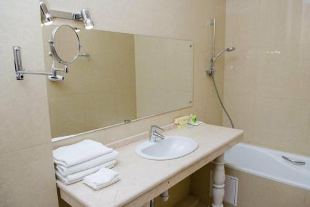 Отель Вилла Рауза в Адлер - Россия