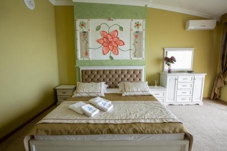 Отель Белый Медведь в Махачкала - Россия