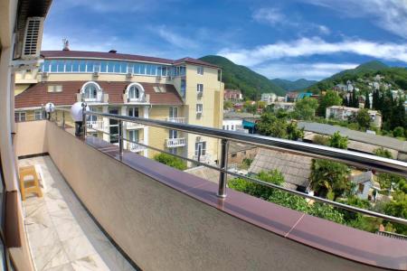 Отель Helas Гостевой дом в Лазаревское - Россия