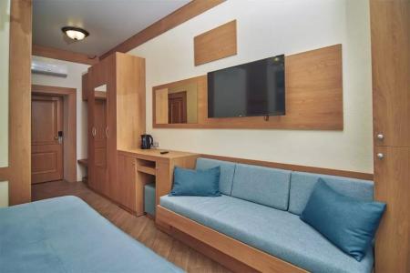 Отель Санаторий Дворец Нарзанов в Кисловодск - Россия