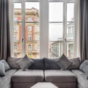 отель F12 Apartments
