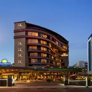 отель Days Hotel by Wyndham Istanbul Maltepe